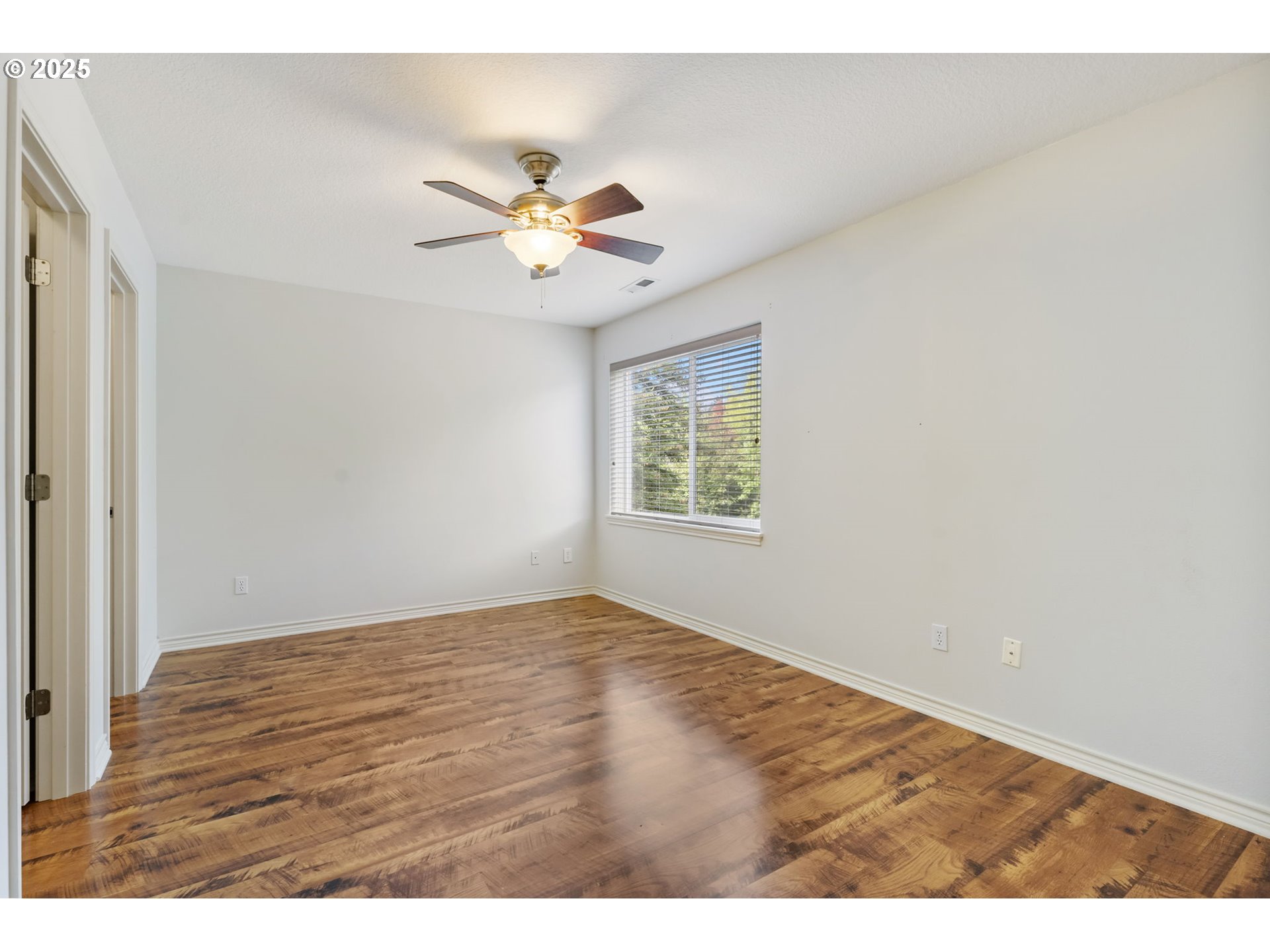 17703 SW HEATHERWOOD LN