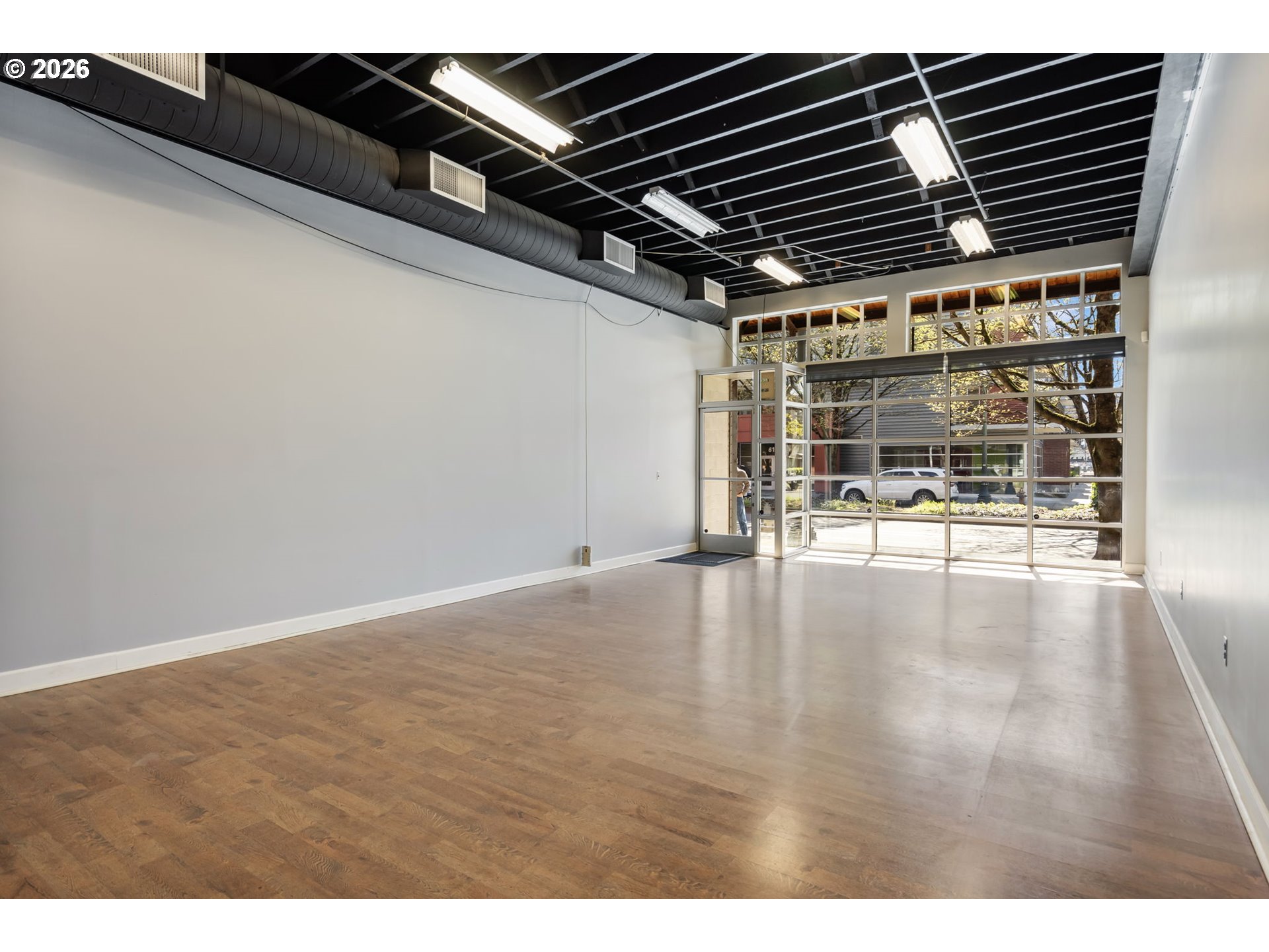 600 NW NAITO PKWY E