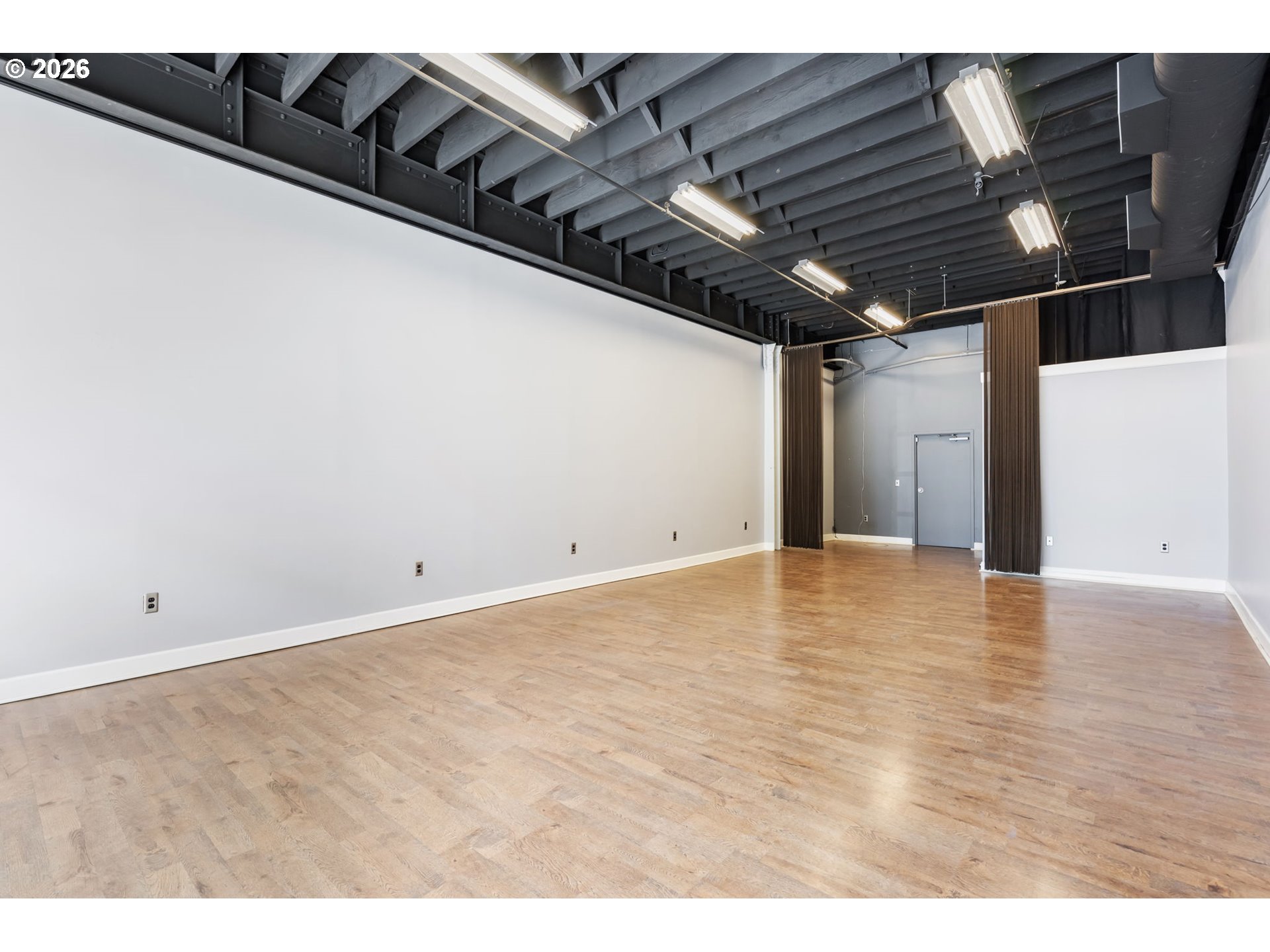 600 NW NAITO PKWY E