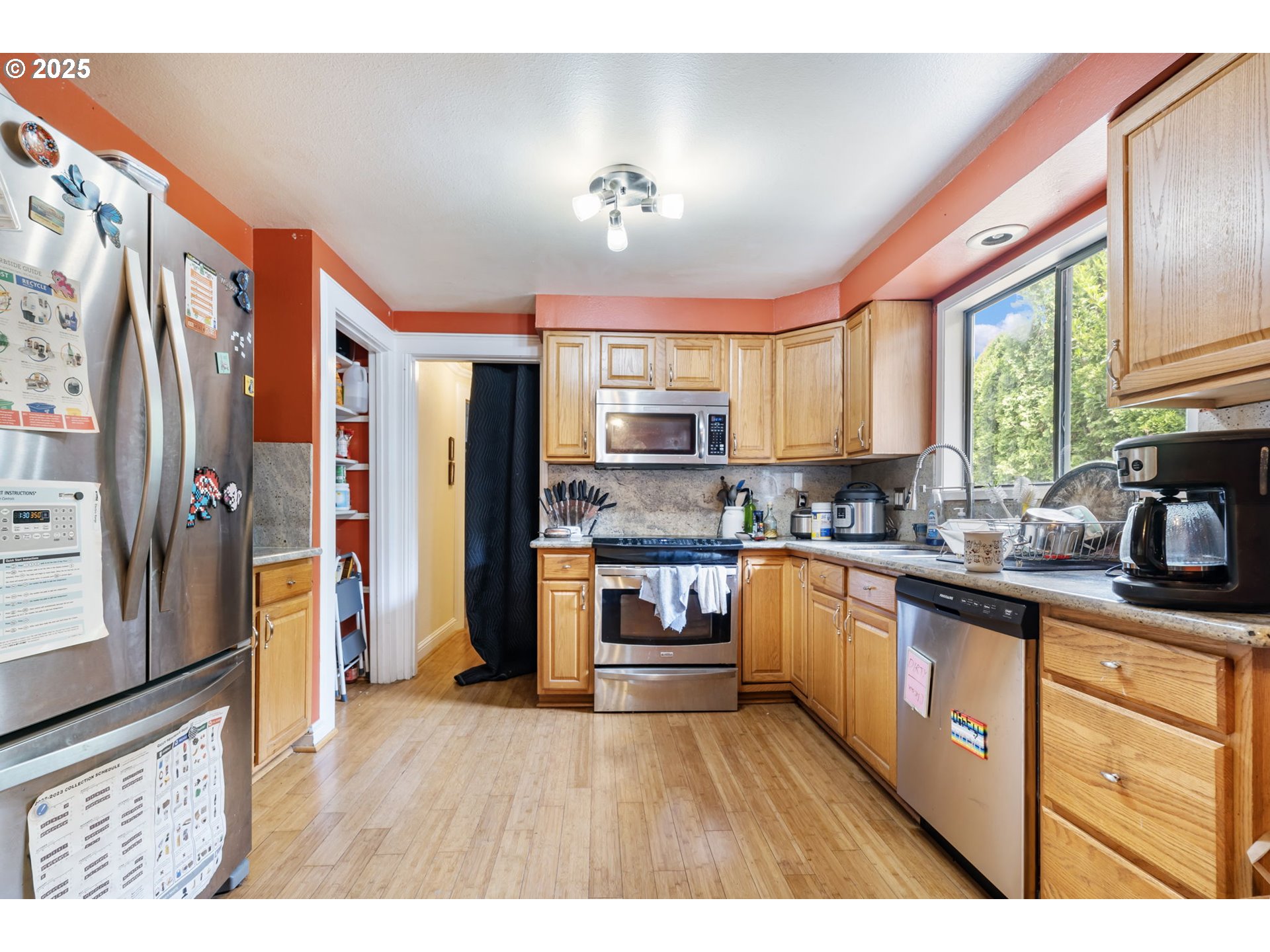 4402 NE EMERSON ST A