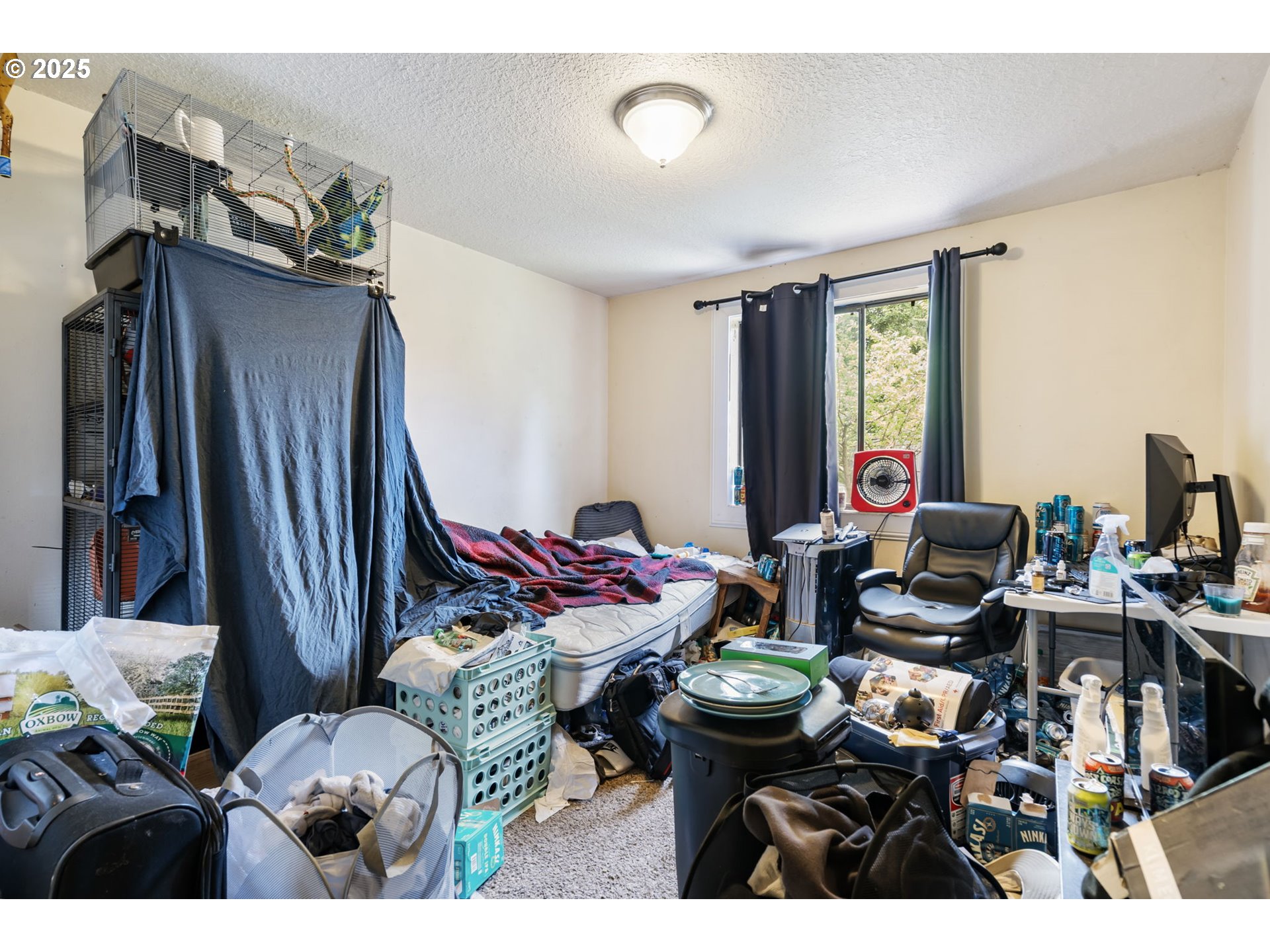 4402 NE EMERSON ST A