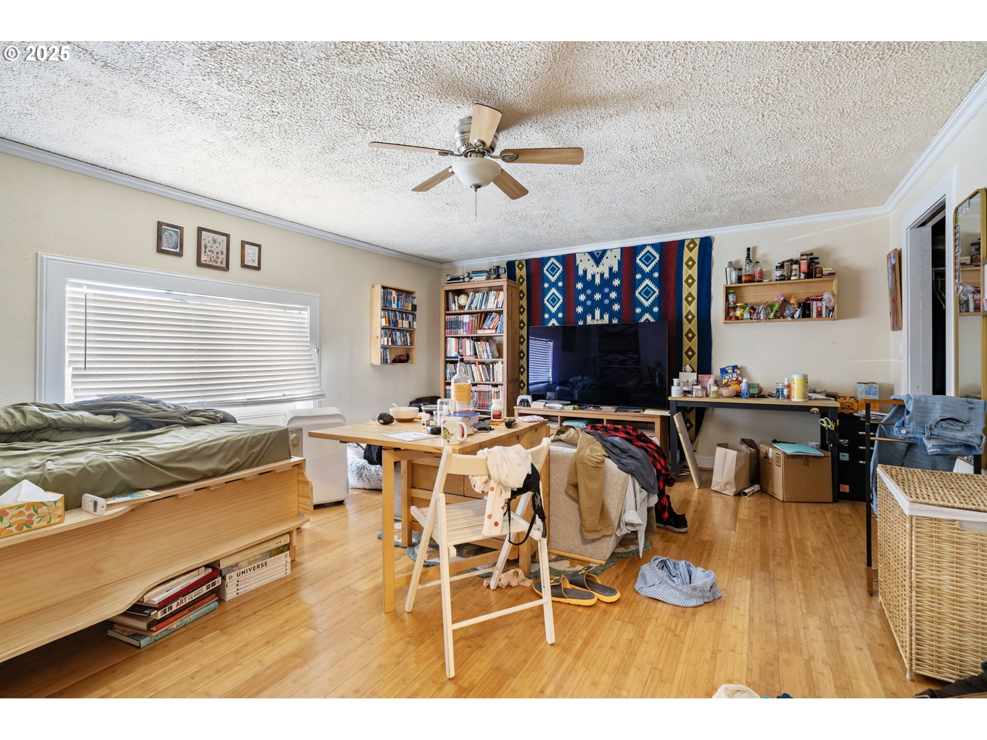 4402 NE EMERSON ST A