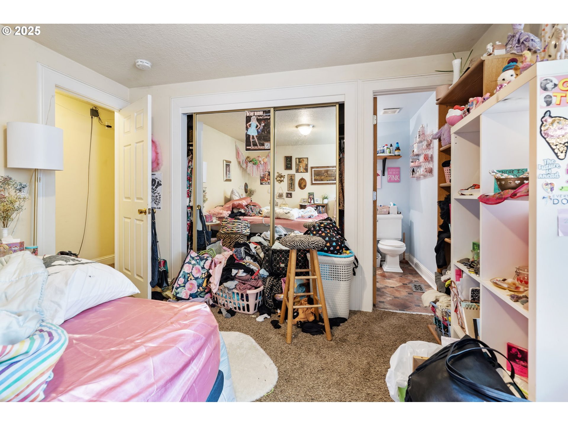 4402 NE EMERSON ST A