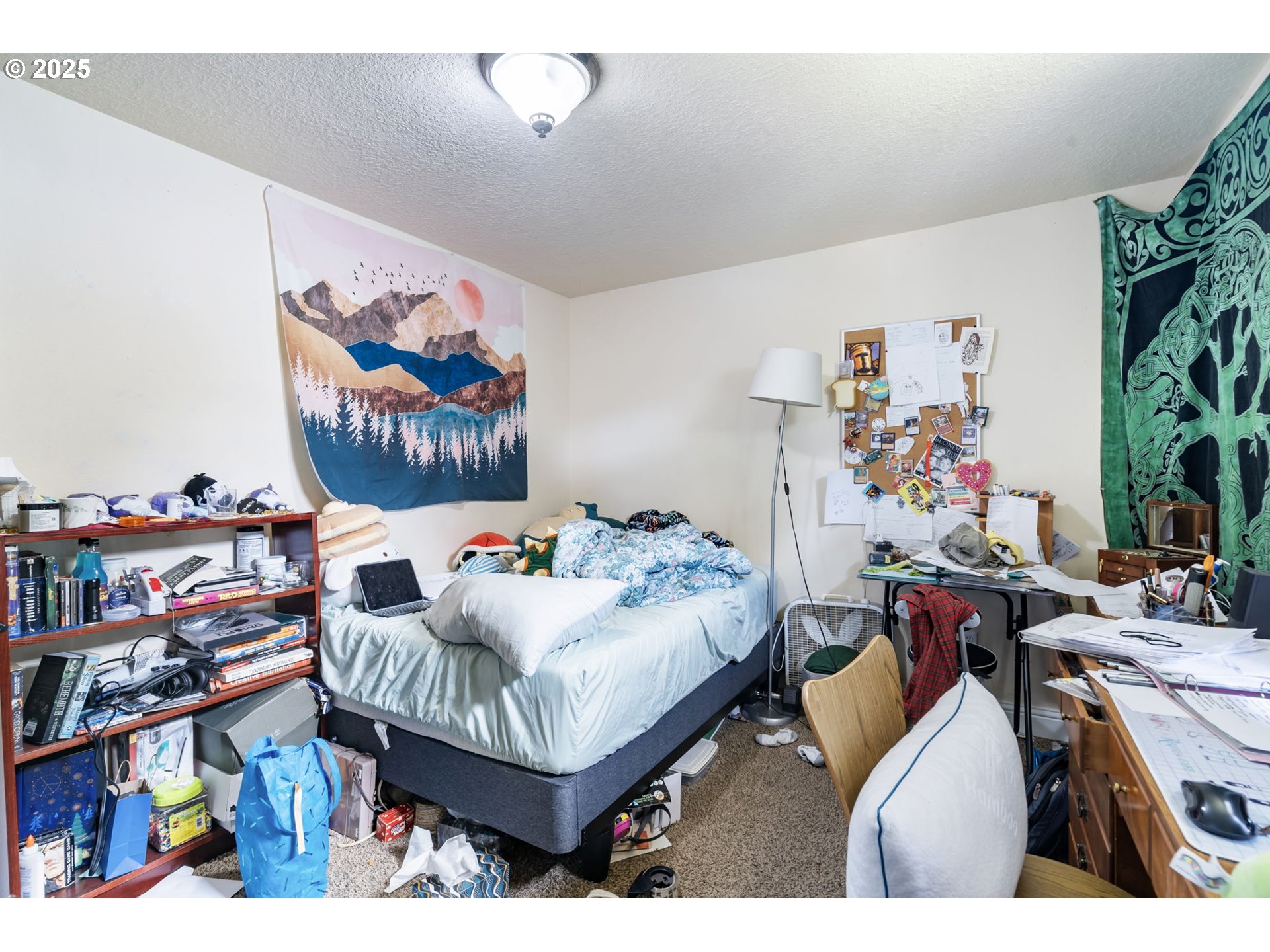 4402 NE EMERSON ST A