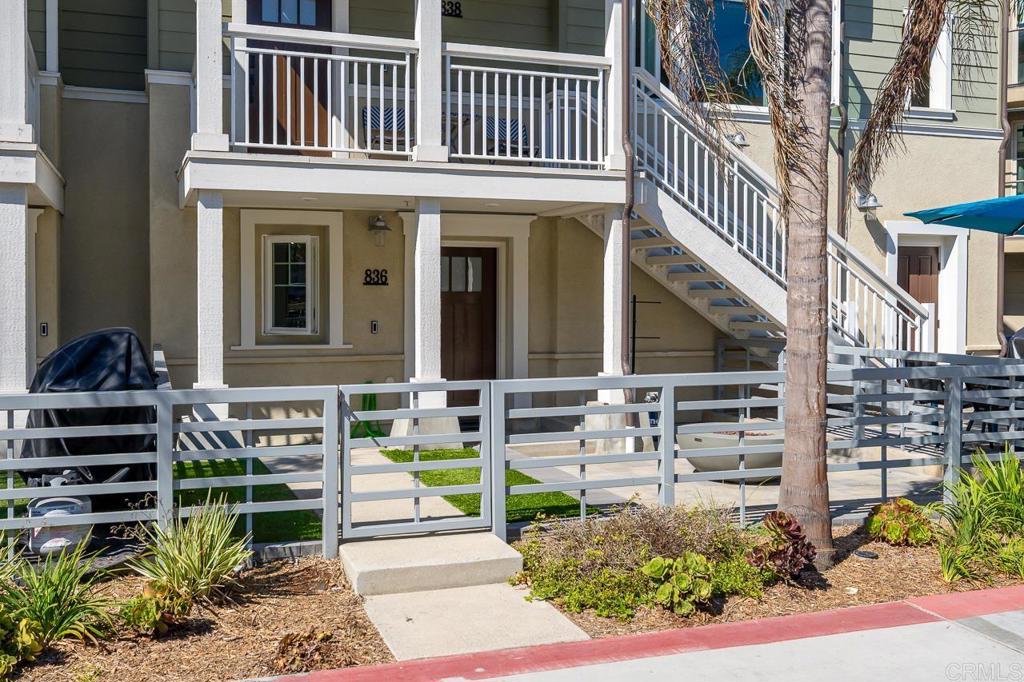 836 Santa Barbara Place