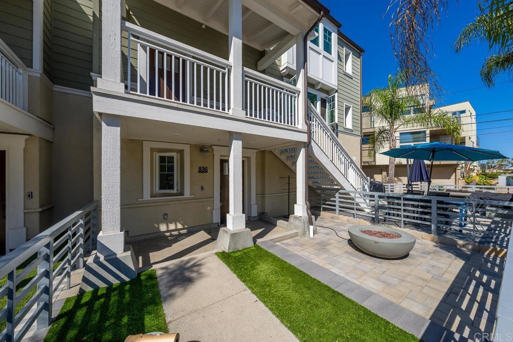 836 Santa Barbara Place