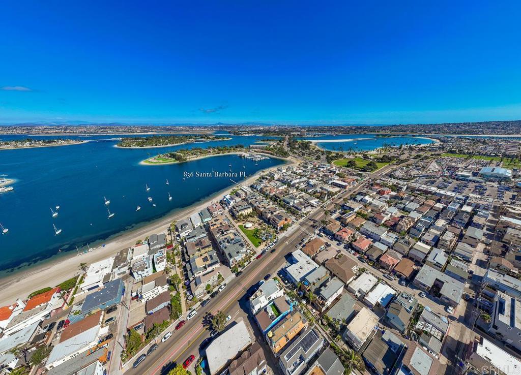 836 Santa Barbara Place