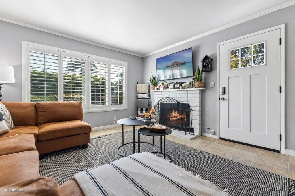 2525 Jefferson St. Unit: A