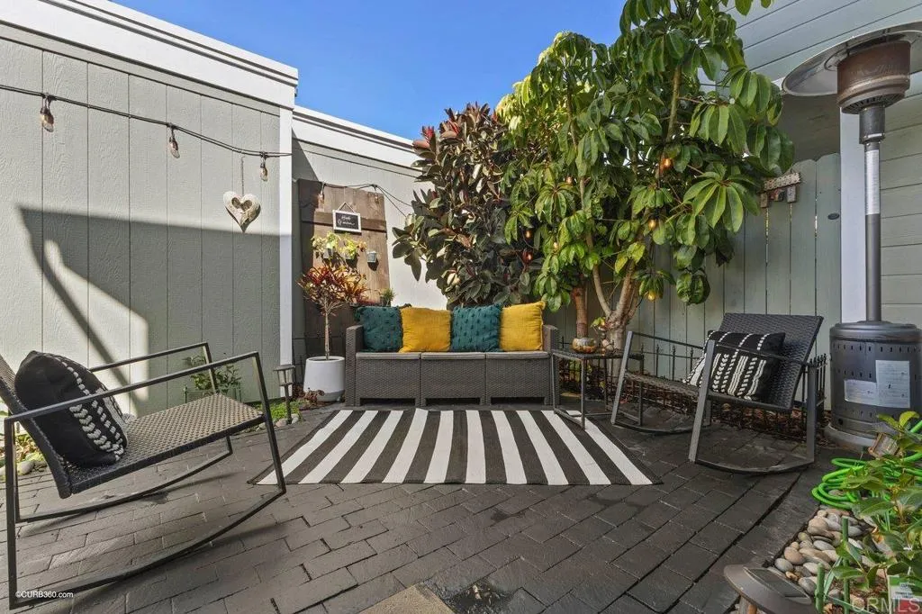 2525 Jefferson St. Unit: A
