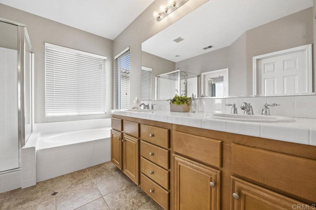 13259 Via San Lorenza