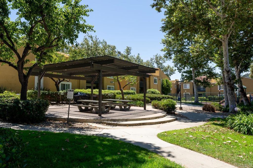 17123 W Bernardo Dr 105