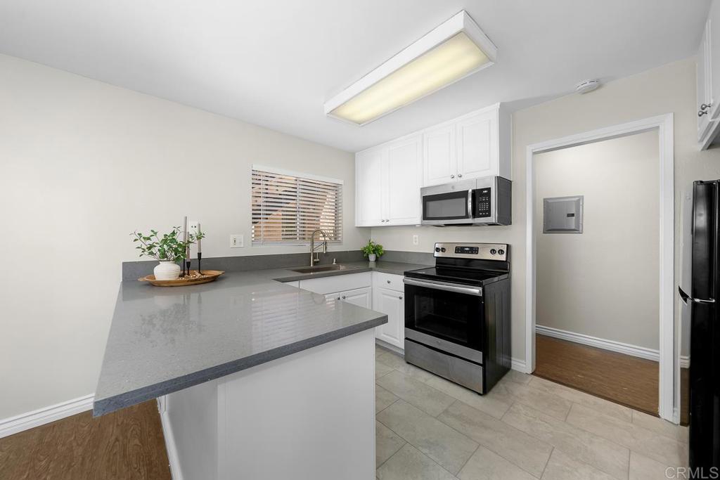 17123 W Bernardo Dr 105