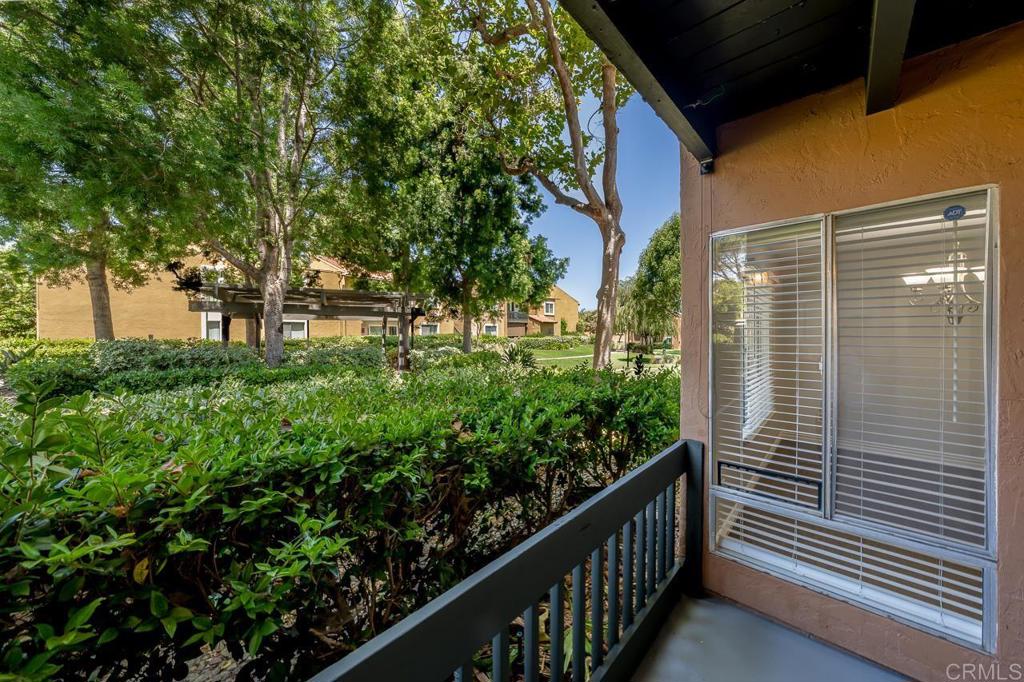 17123 W Bernardo Dr 105