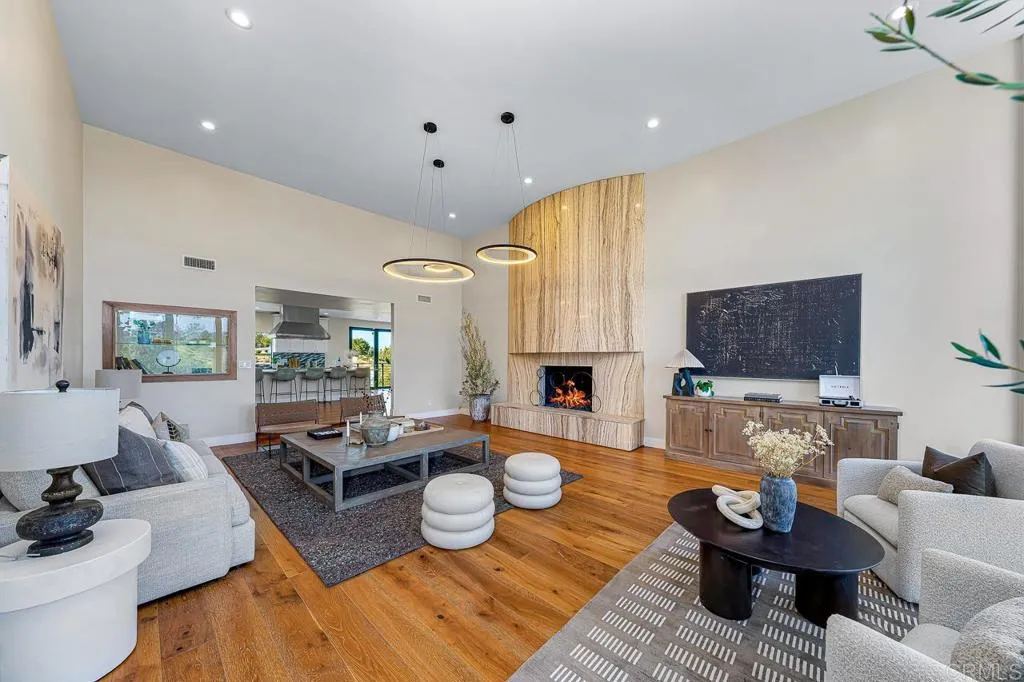 5604 Toyon Road