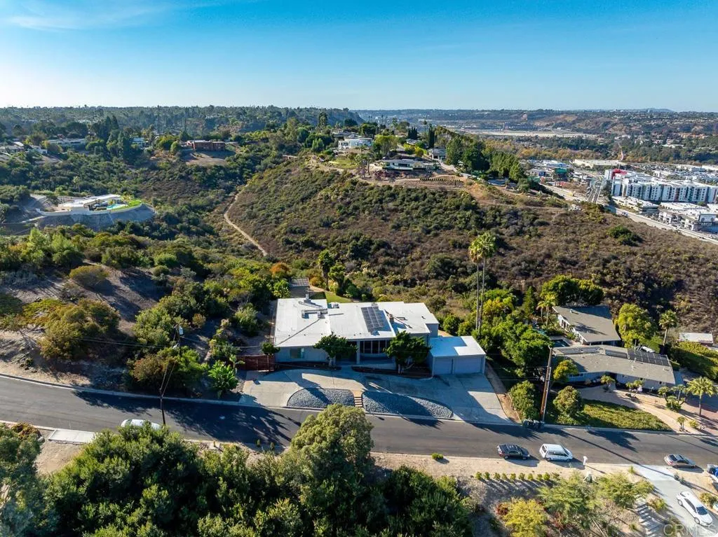 5604 Toyon Road