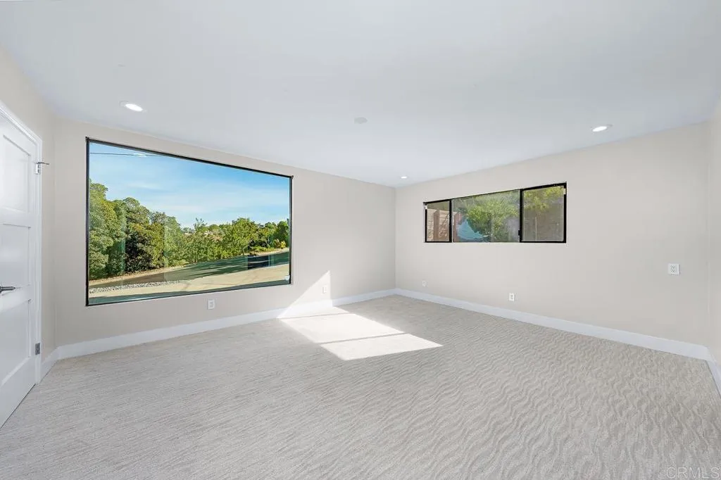 5604 Toyon Road