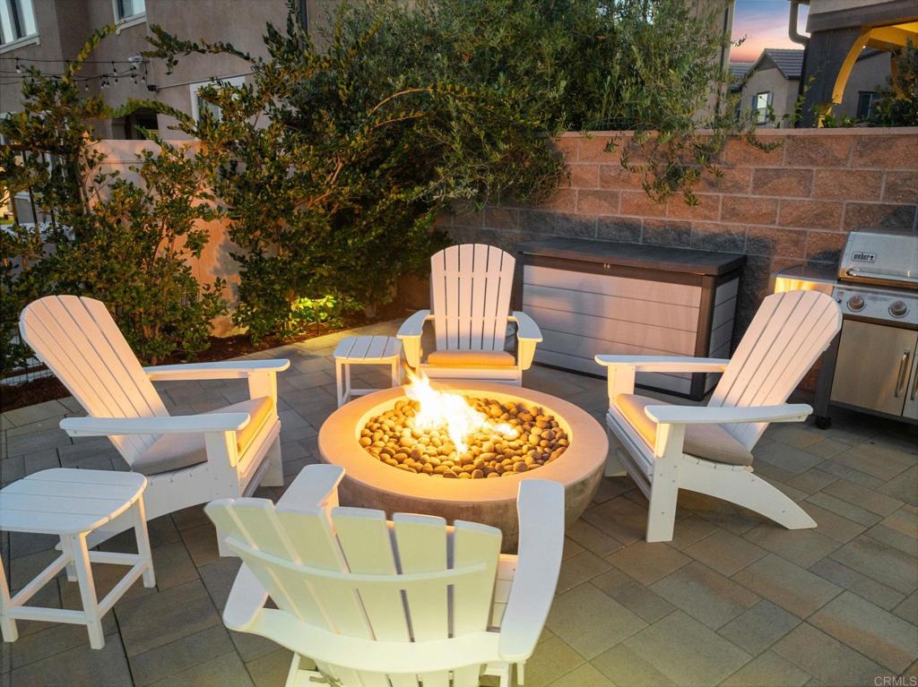 1832 Aliso Canyon Dr