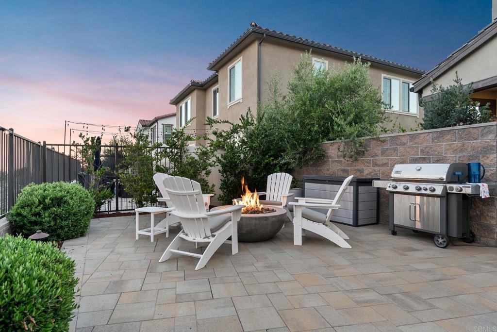 1832 Aliso Canyon Dr