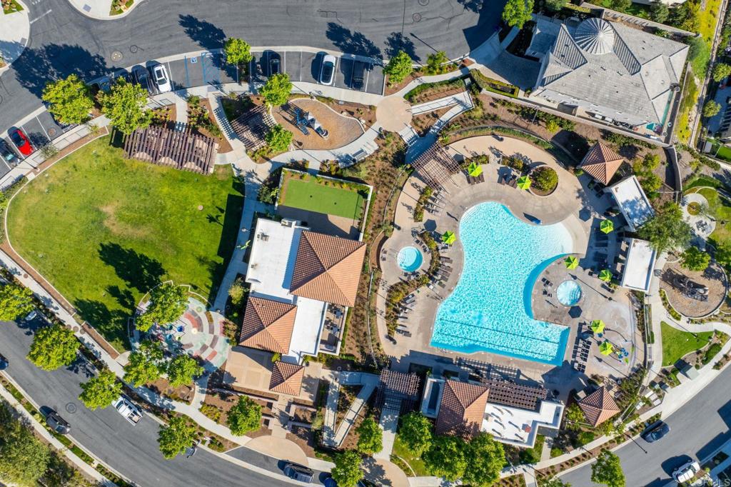 1832 Aliso Canyon Dr