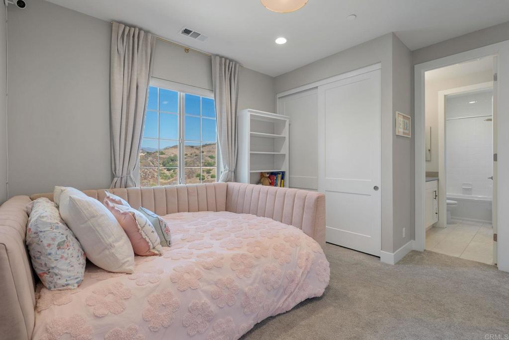 1832 Aliso Canyon Dr