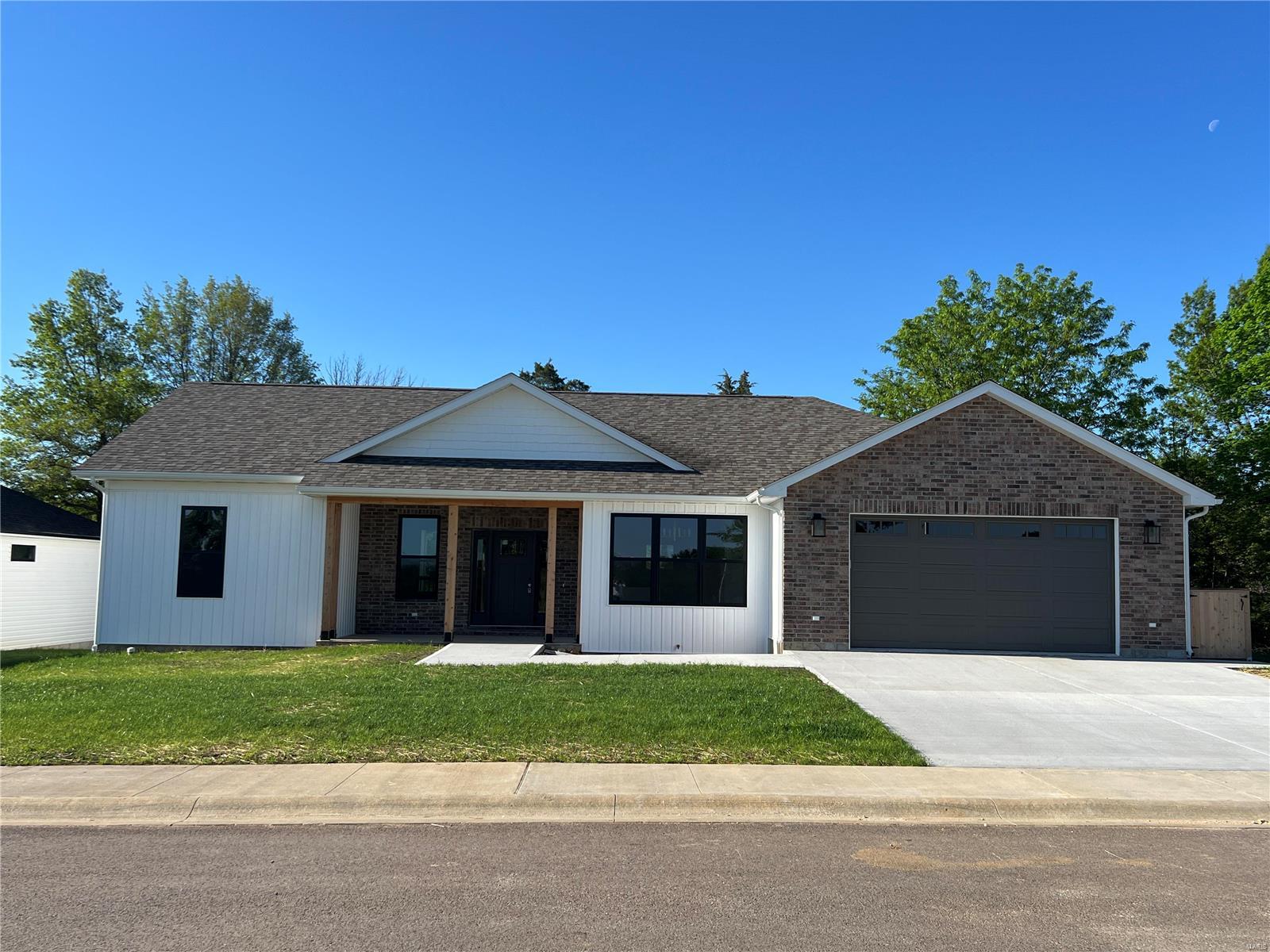 233 Sunny Drive