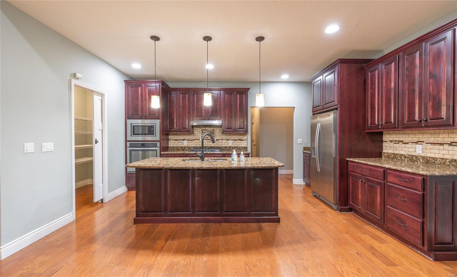 11320 Flagstone Circle