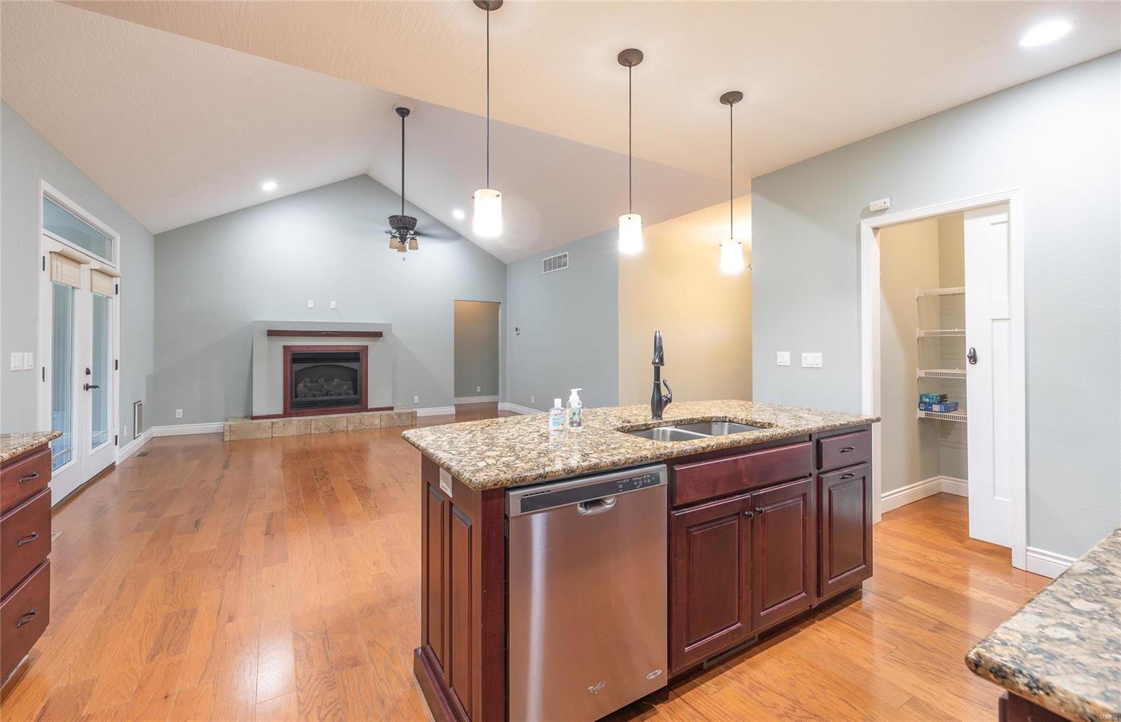 11320 Flagstone Circle