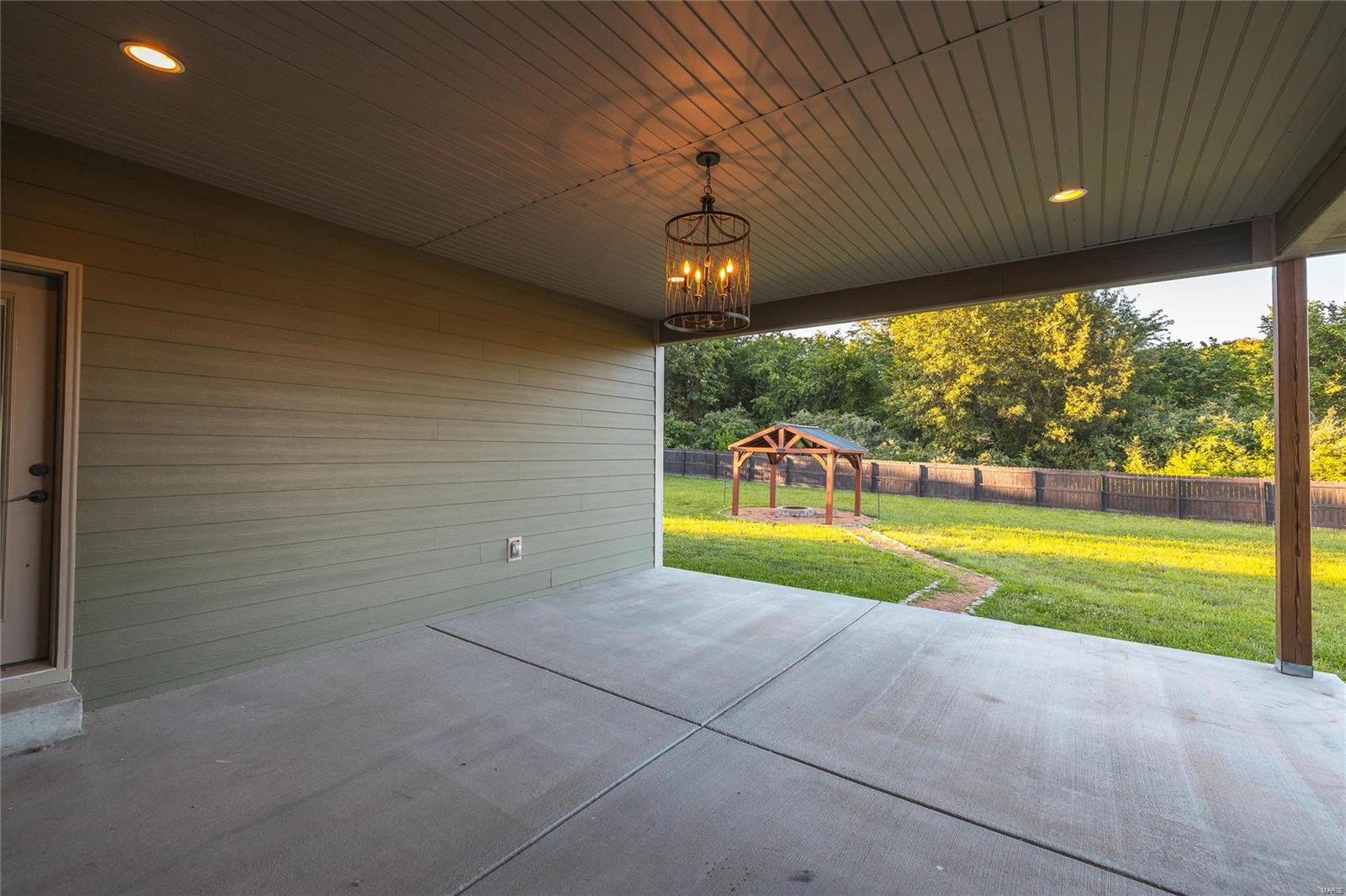 11320 Flagstone Circle