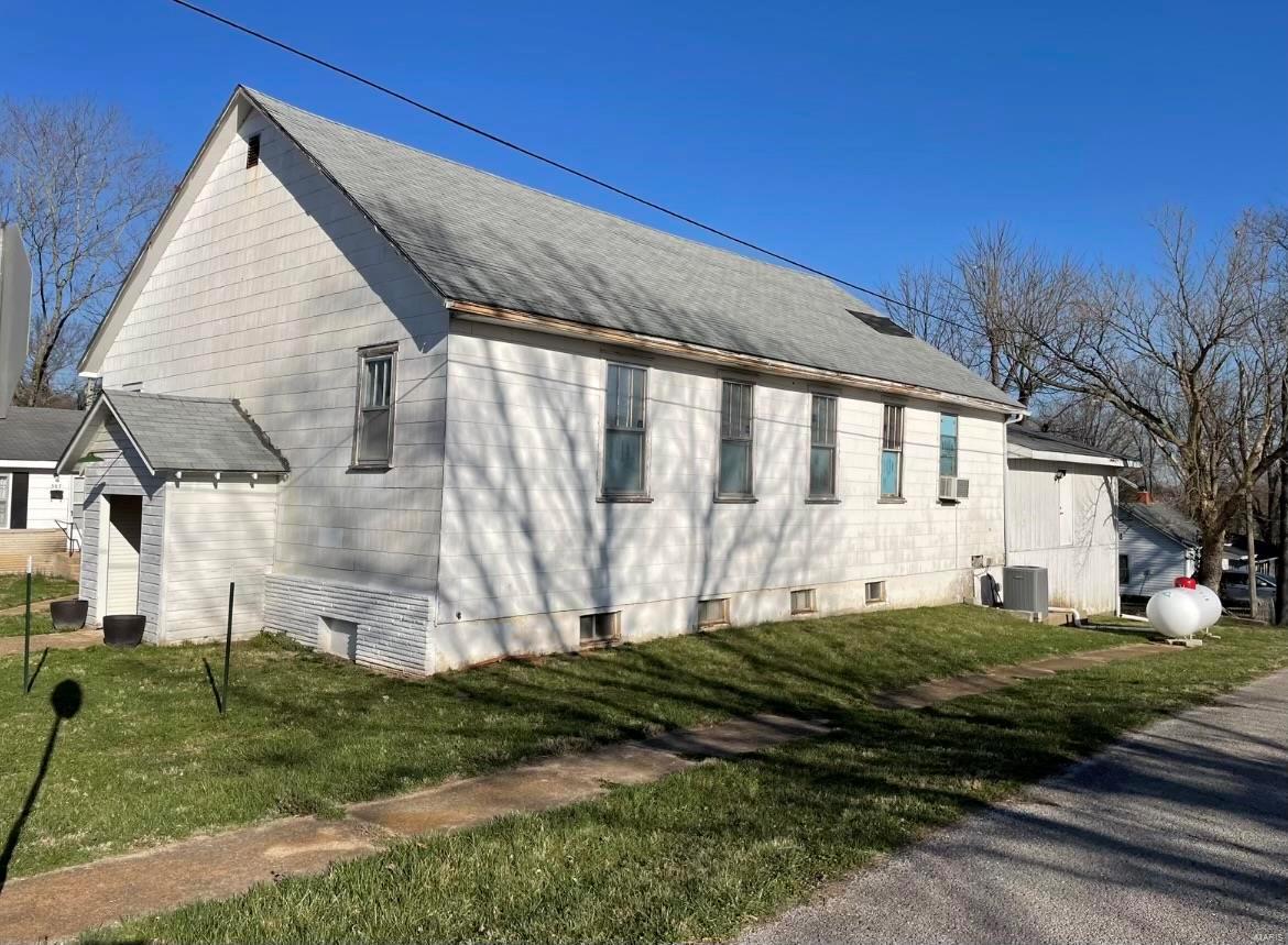 303 West Mill Street