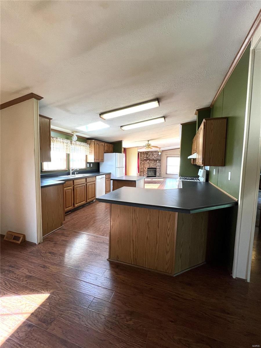 12163 County Road 3140