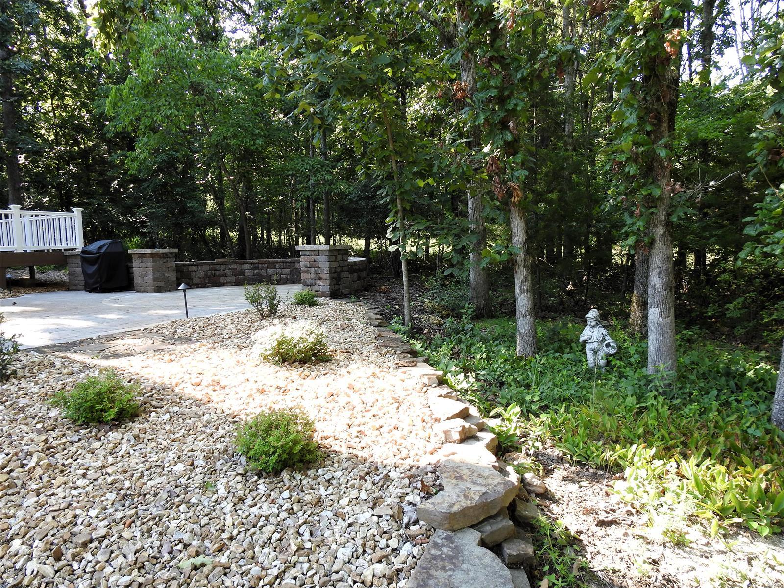 719 Oak Knoll Road