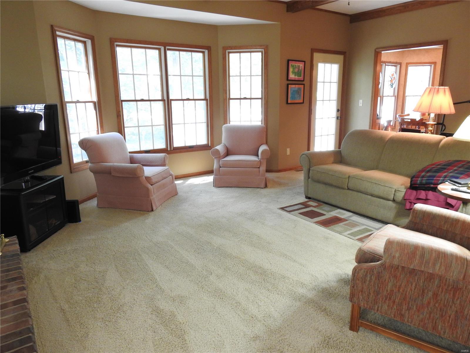 719 Oak Knoll Road