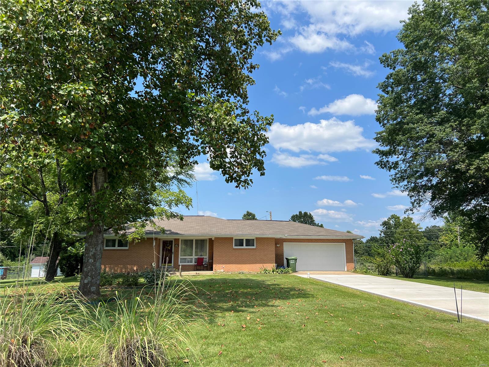 440 W Little Oaks Road