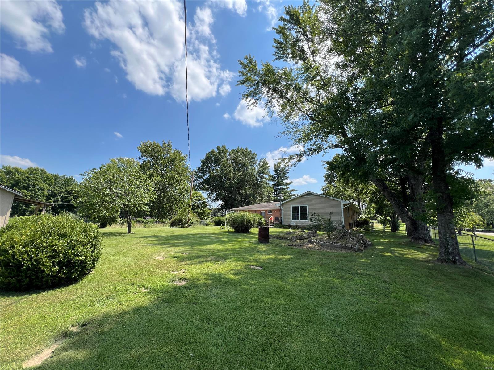 440 W Little Oaks Road
