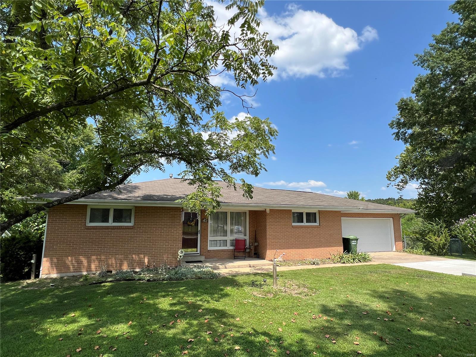 440 W Little Oaks Road