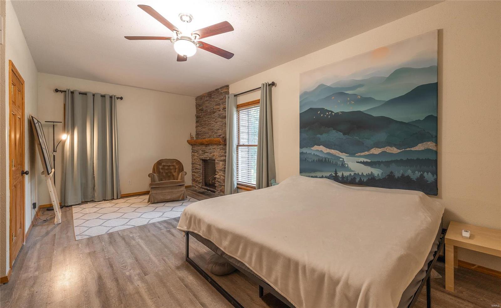 13997 Maries Road 449