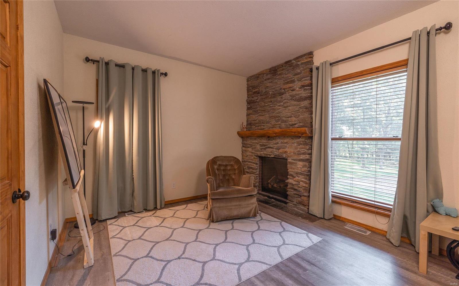 13997 Maries Road 449