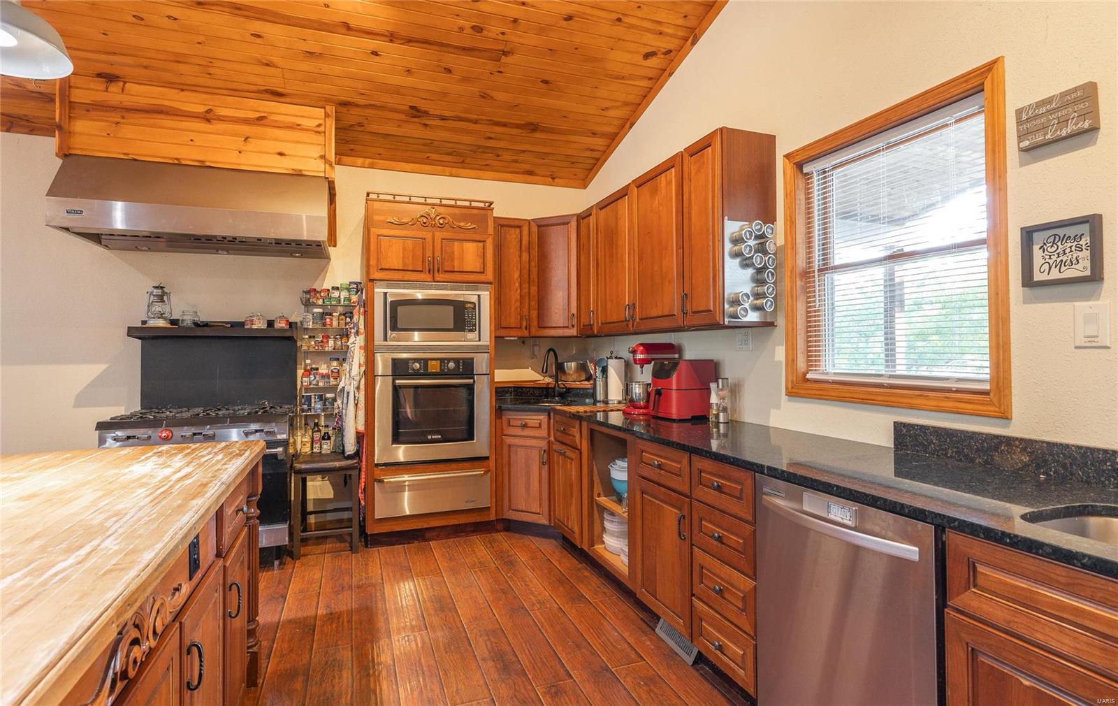 13997 Maries Road 449