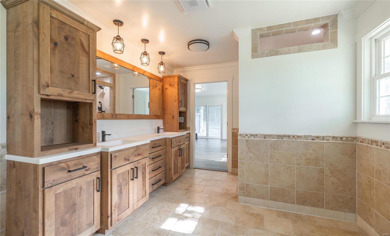 11145 County Road 2180