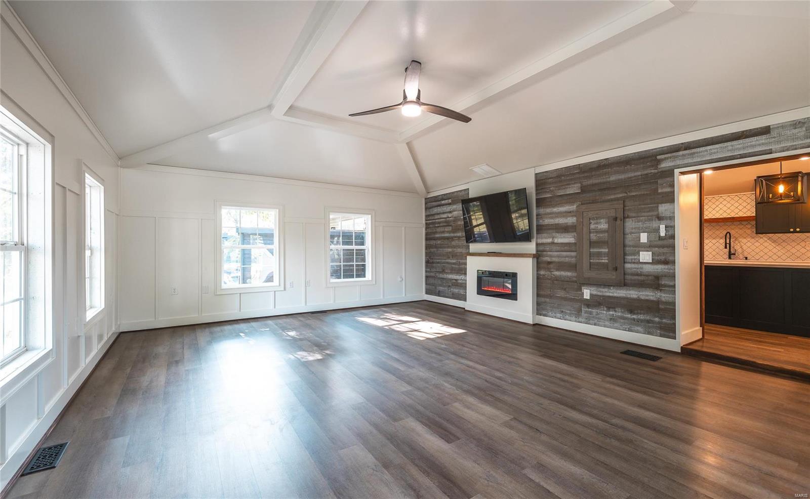 11145 County Road 2180