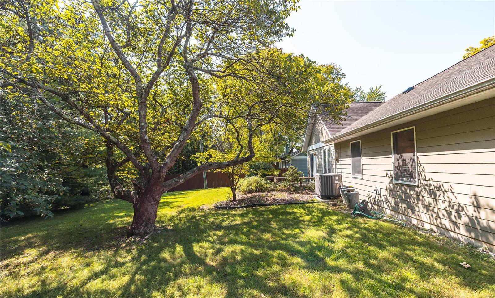 400 Greentree Road
