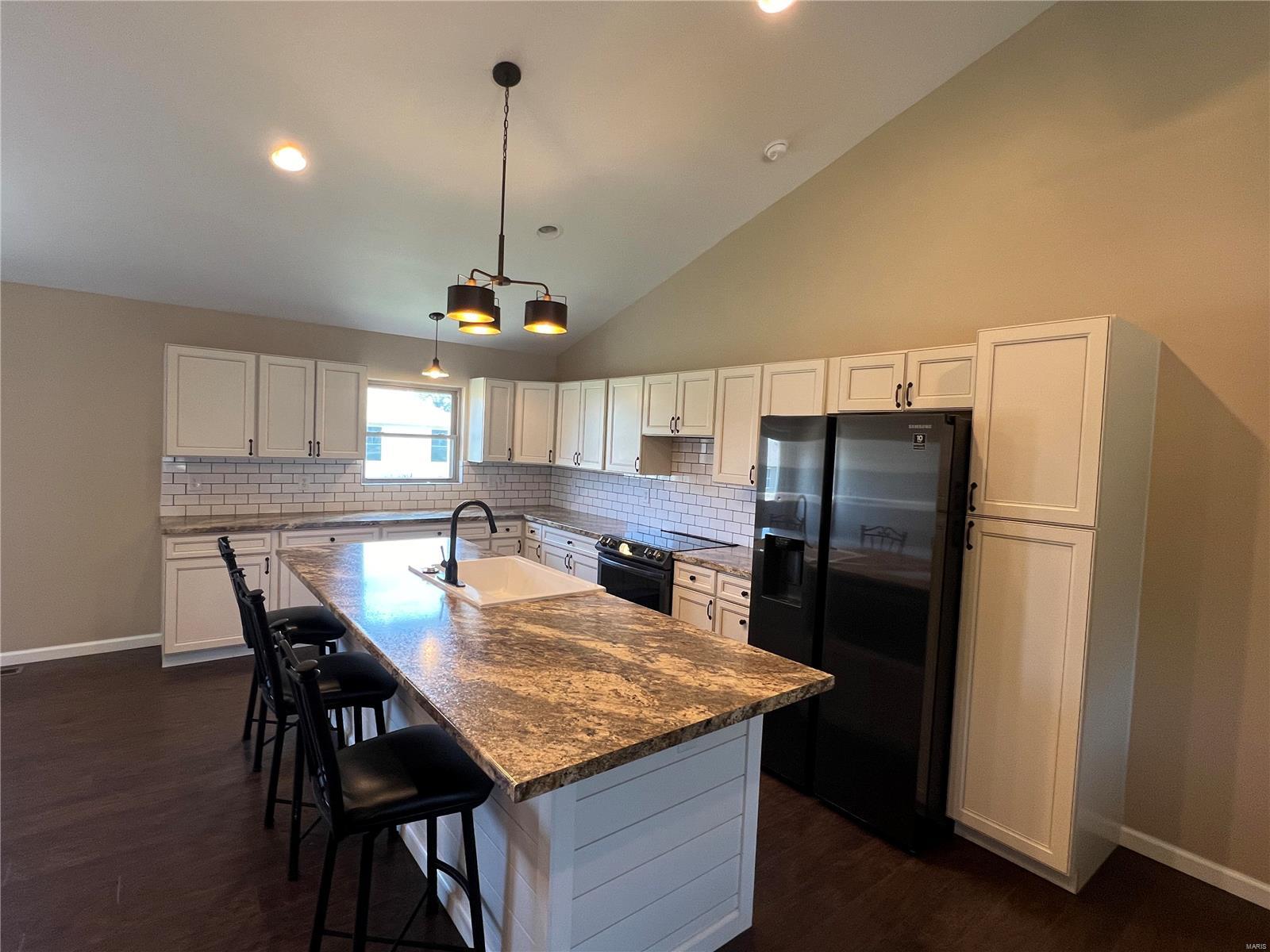1202 Primrose Court
