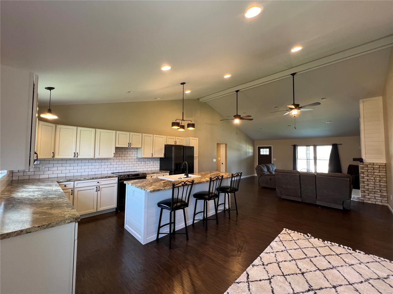 1202 Primrose Court