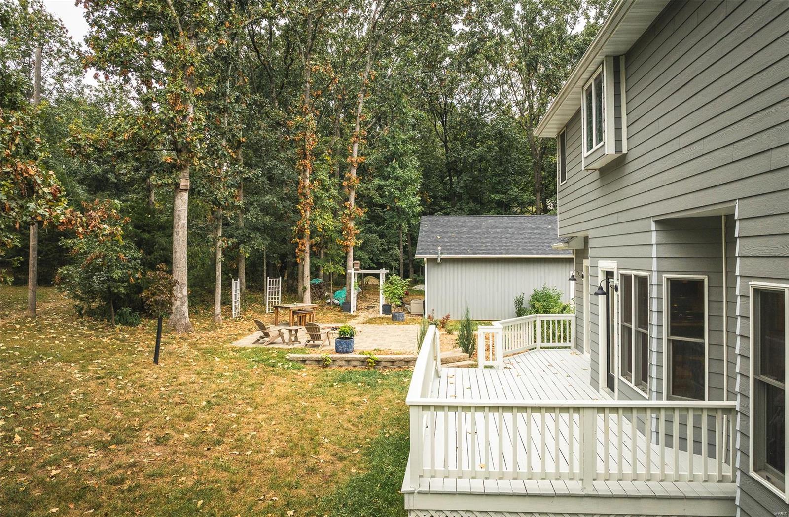711 Oak Knoll