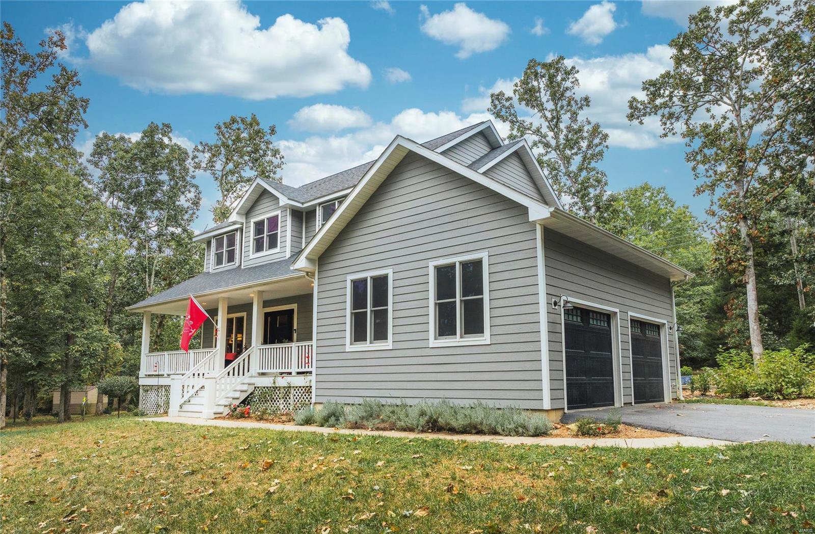 711 Oak Knoll