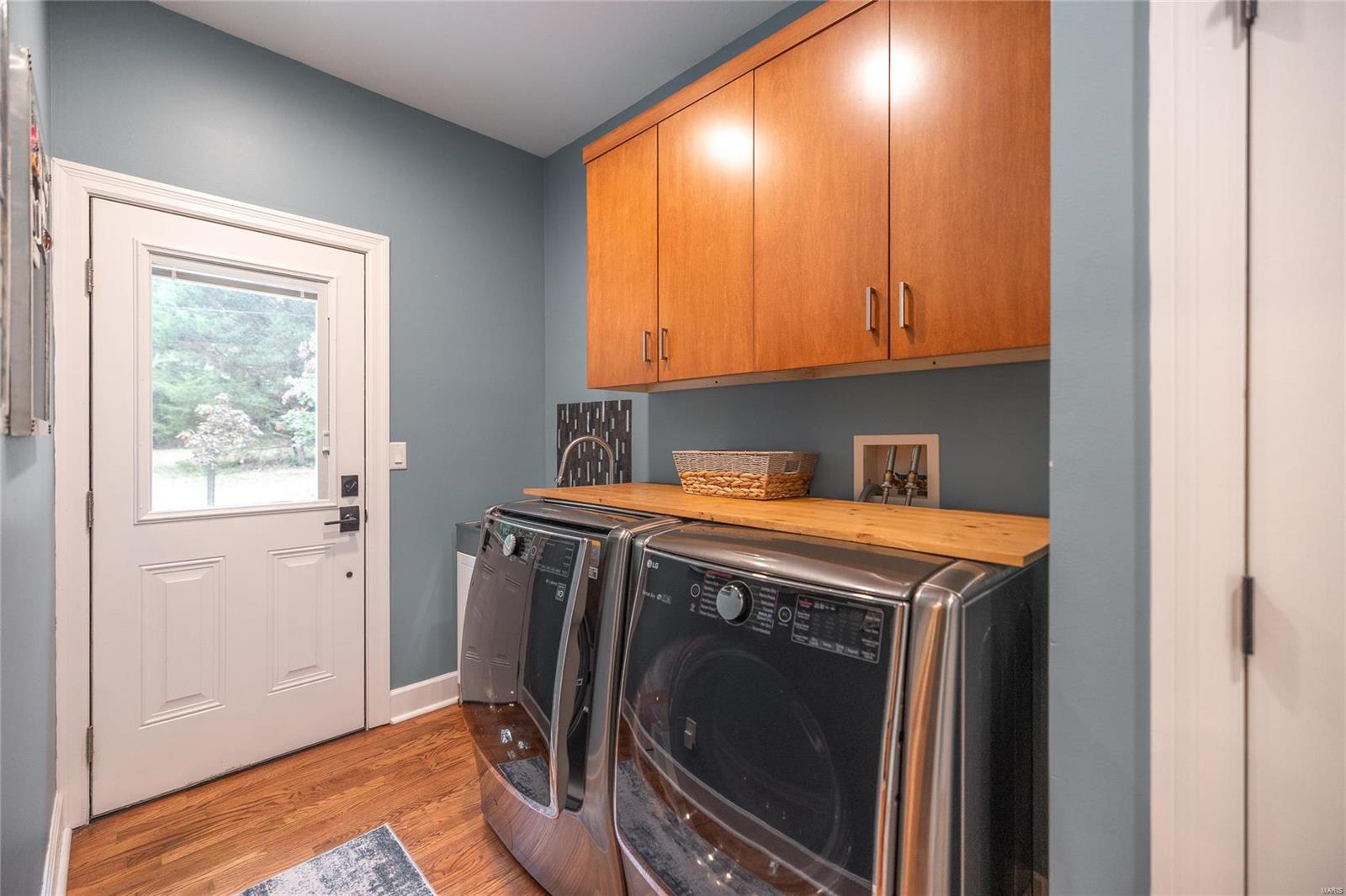 711 Oak Knoll