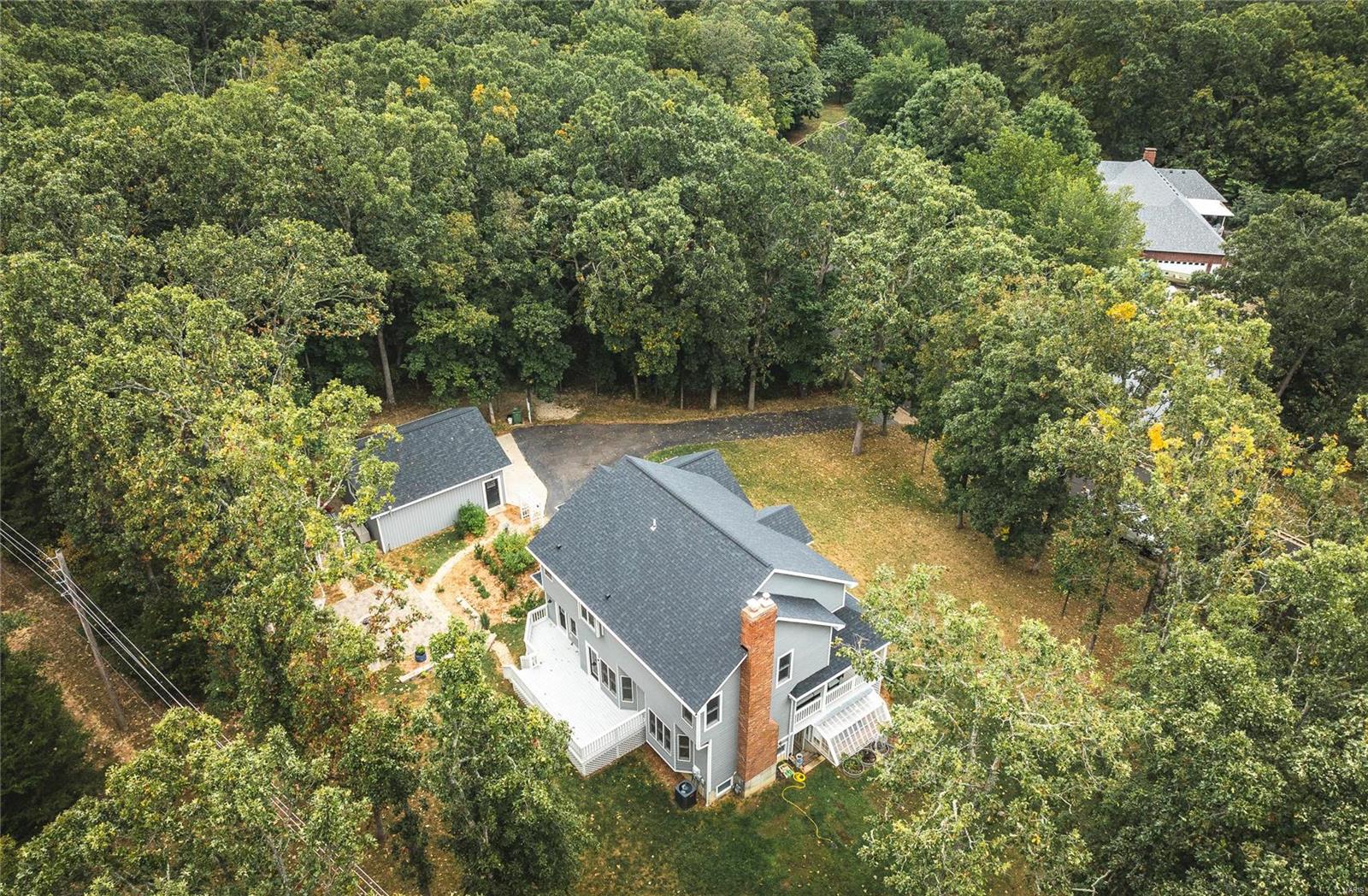 711 Oak Knoll