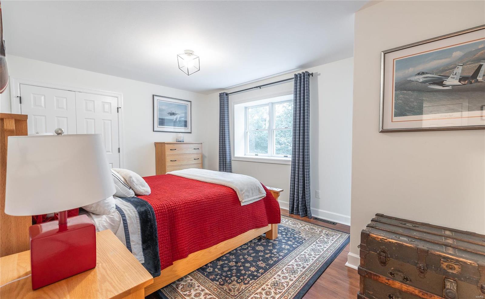 711 Oak Knoll