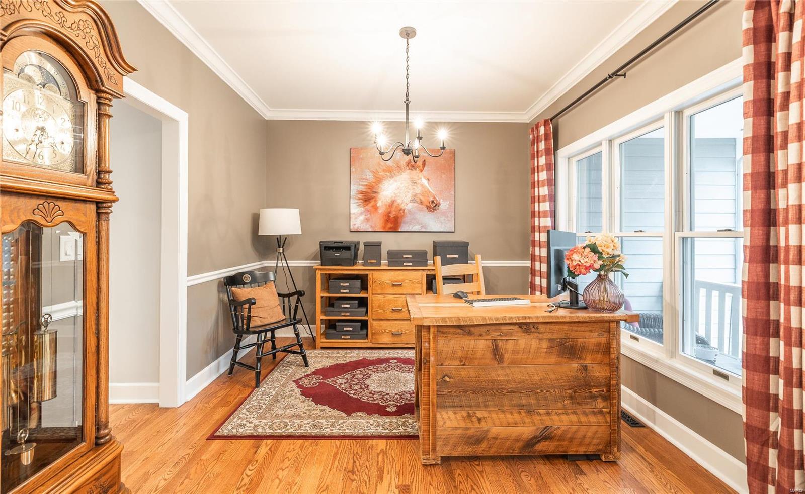 711 Oak Knoll