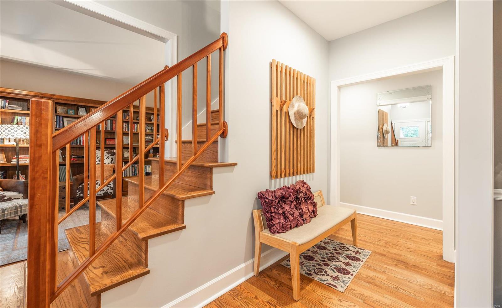 711 Oak Knoll